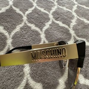 Moschino new sunglasses very rare